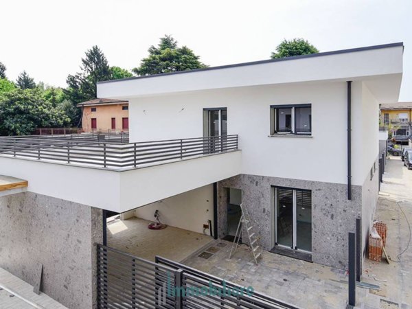 casa indipendente in vendita a Seveso