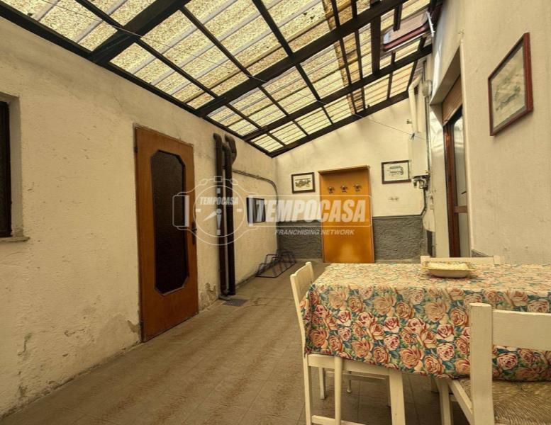 appartamento in vendita a Seveso in zona Baruccana