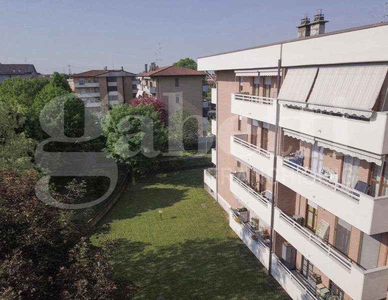 appartamento in vendita a Seveso in zona Baruccana