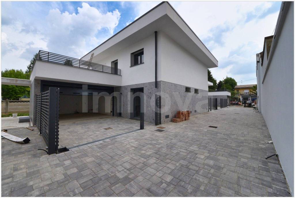 casa indipendente in vendita a Seveso