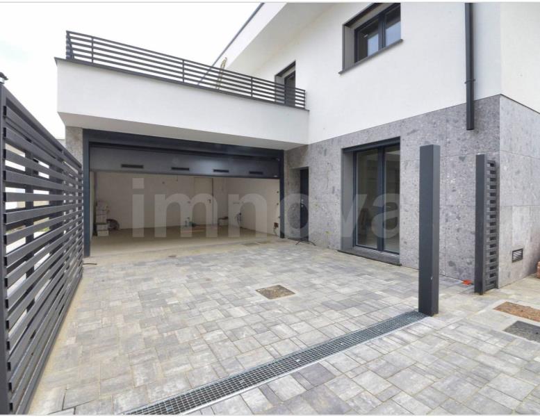 casa indipendente in vendita a Seveso