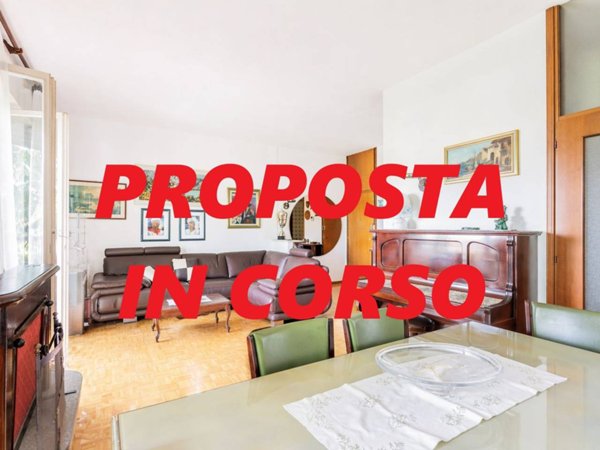 appartamento in vendita a Seveso in zona Baruccana