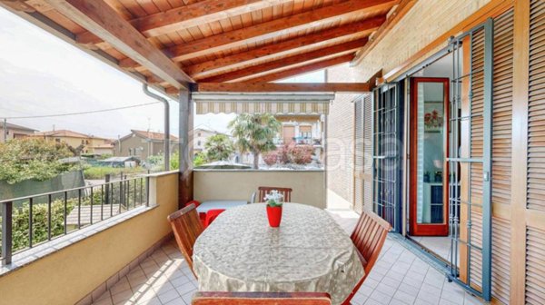 casa indipendente in vendita a Seveso in zona Baruccana