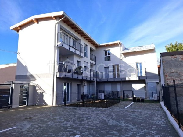 appartamento in vendita a Seveso in zona Baruccana