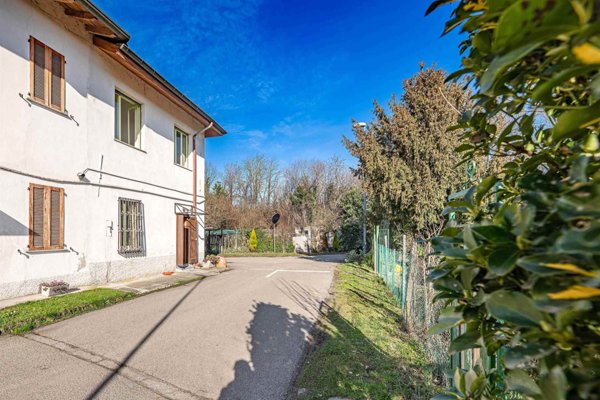 appartamento in vendita a Seveso in zona Baruccana