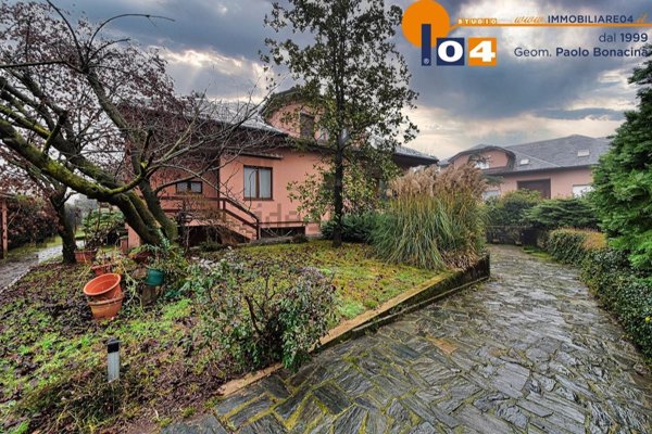 casa indipendente in vendita a Seveso