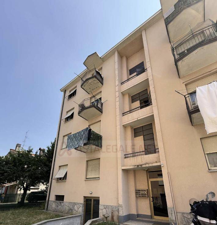 appartamento in vendita a Seveso in zona Baruccana