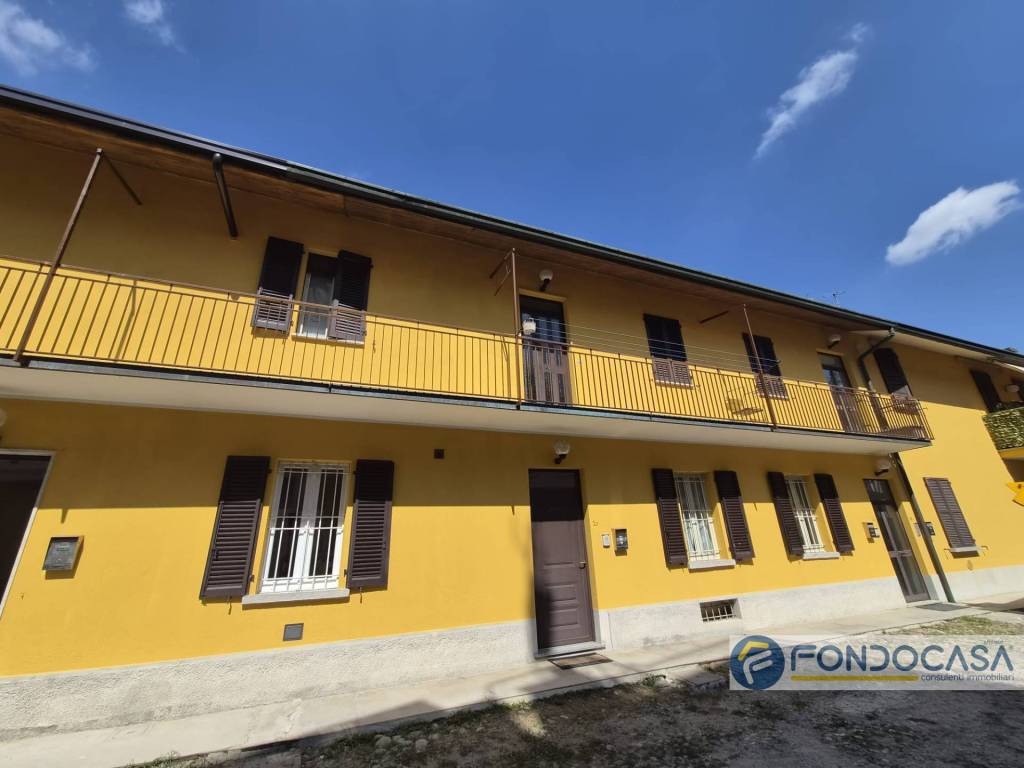 appartamento in vendita a Seveso in zona Baruccana
