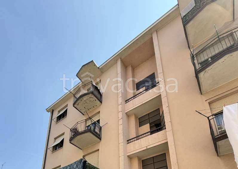 appartamento in vendita a Seveso in zona Baruccana