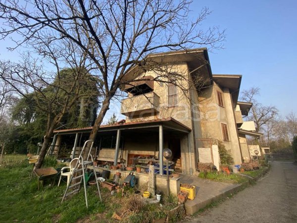 casa indipendente in vendita a Seveso in zona Baruccana