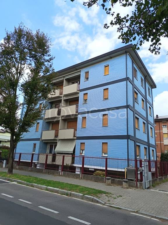 appartamento in vendita a Seveso in zona Baruccana