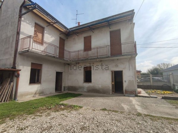 appartamento in vendita a Seveso in zona Baruccana
