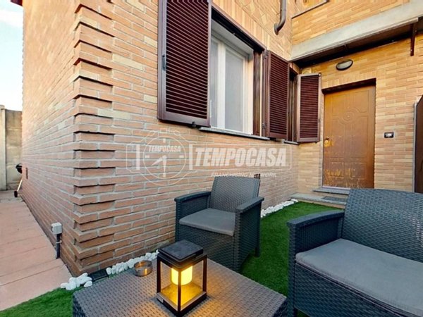 appartamento in vendita a Seveso in zona Baruccana