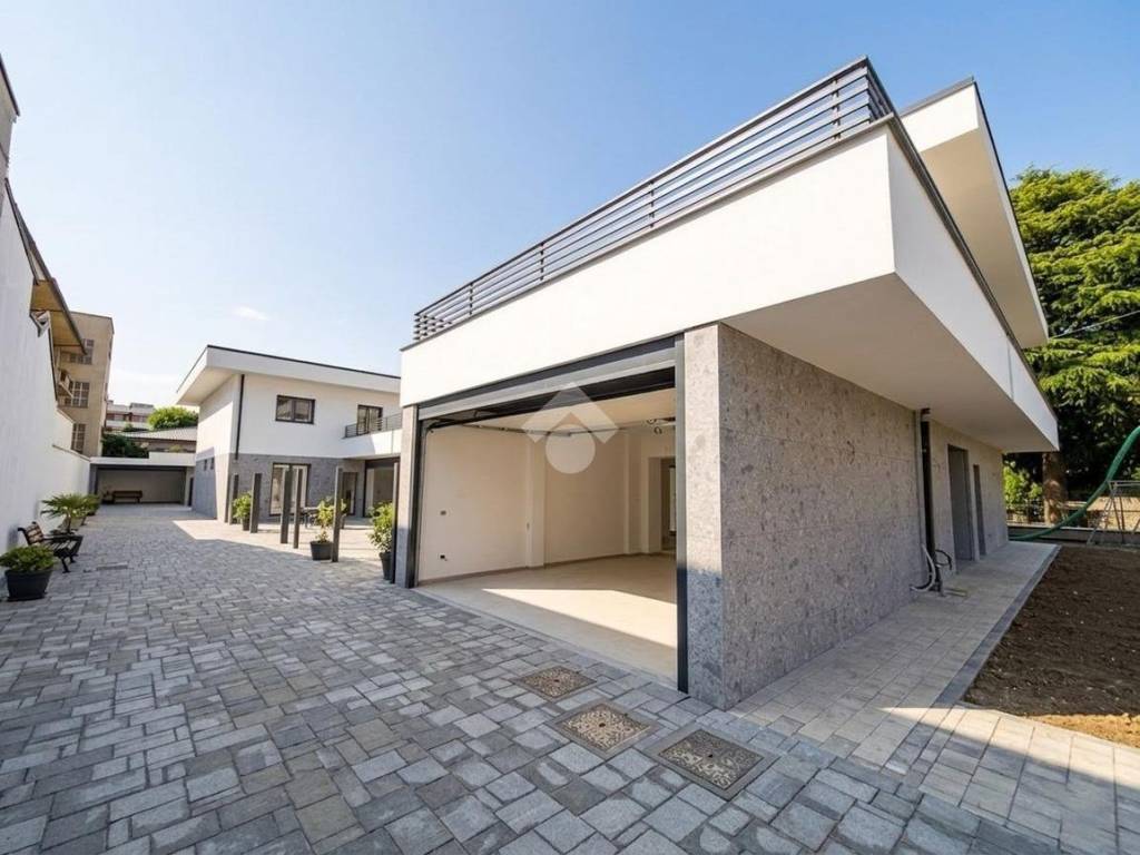 casa indipendente in vendita a Seveso