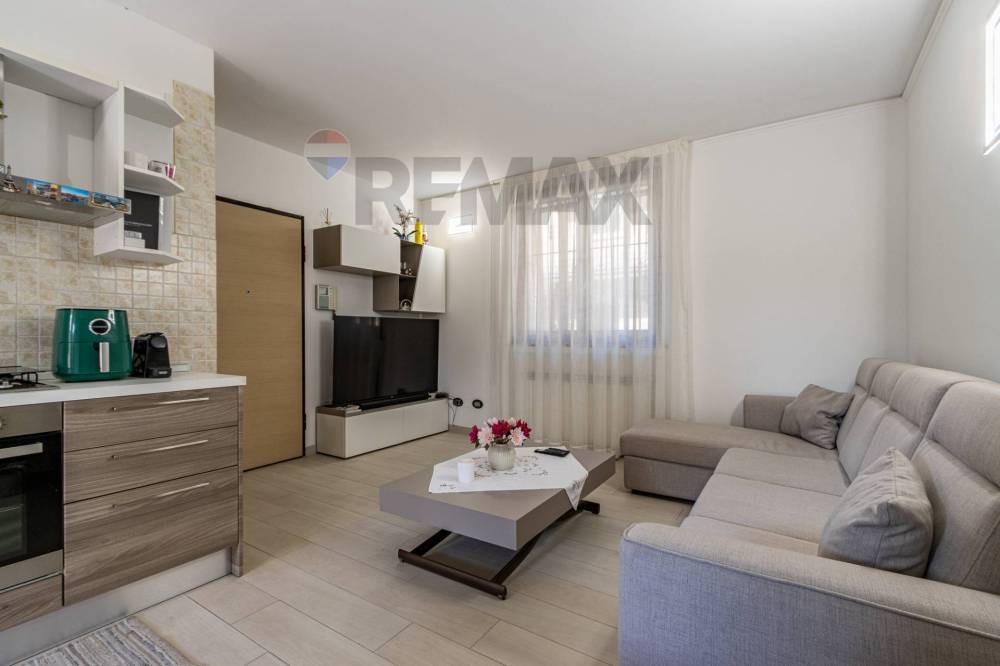 appartamento in vendita a Seveso in zona Baruccana