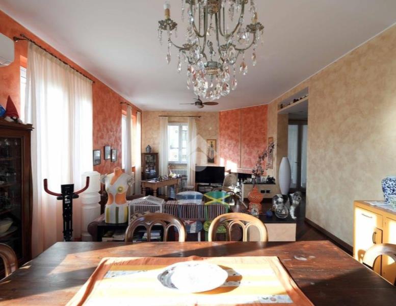 casa indipendente in vendita a Sovico