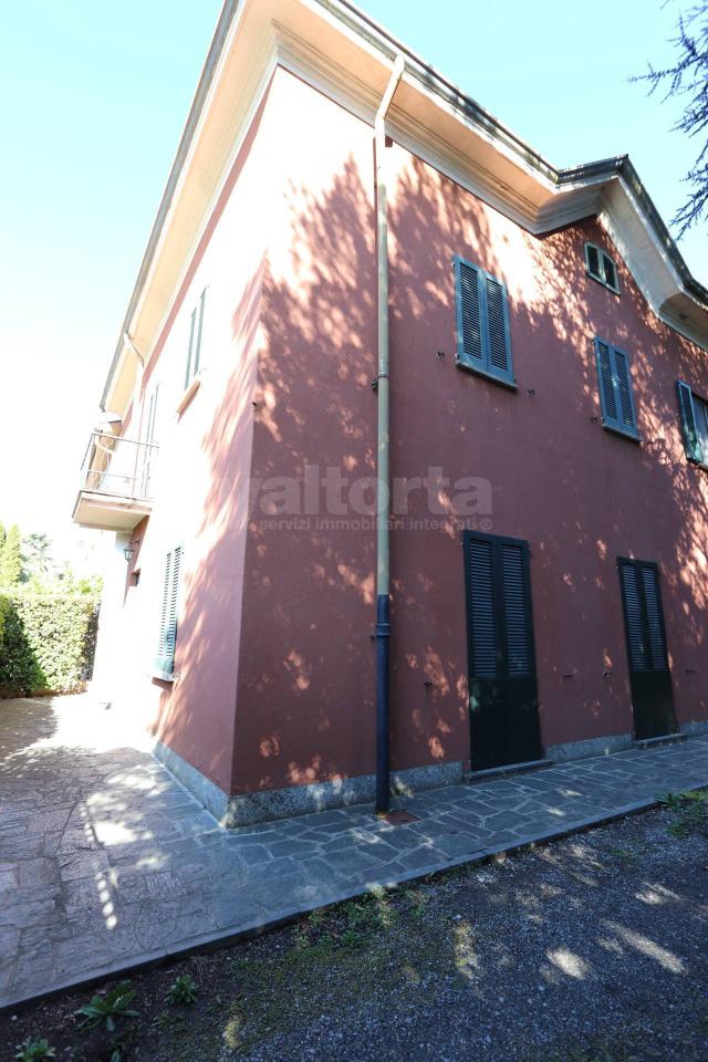 casa indipendente in vendita a Sovico