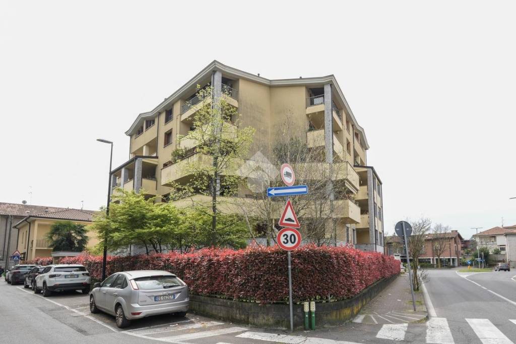 appartamento in vendita a Sovico