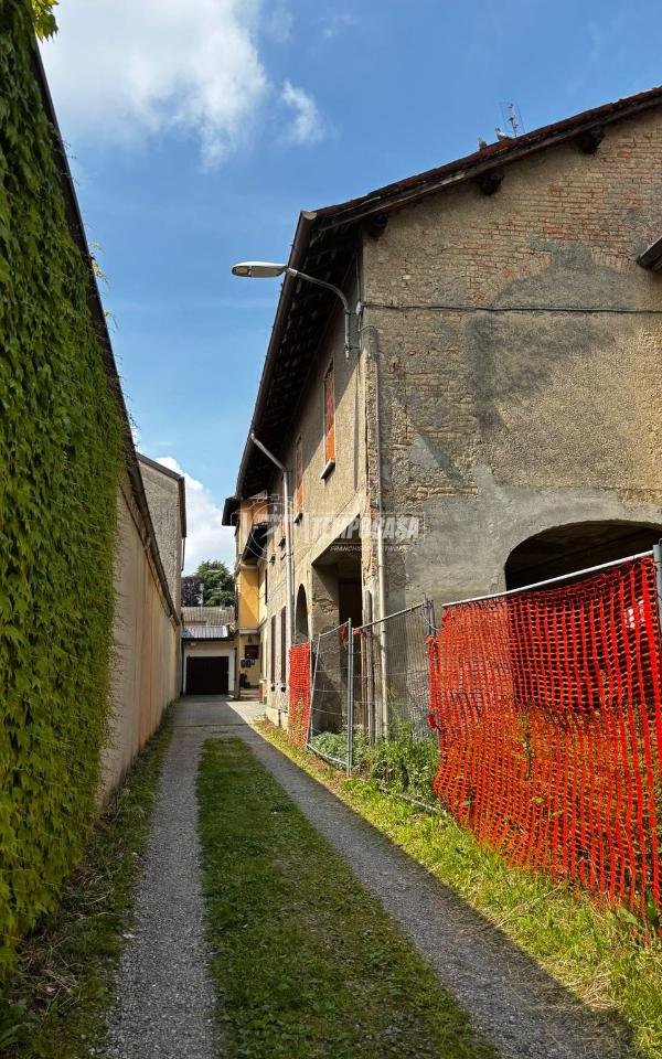 casa indipendente in vendita a Sovico