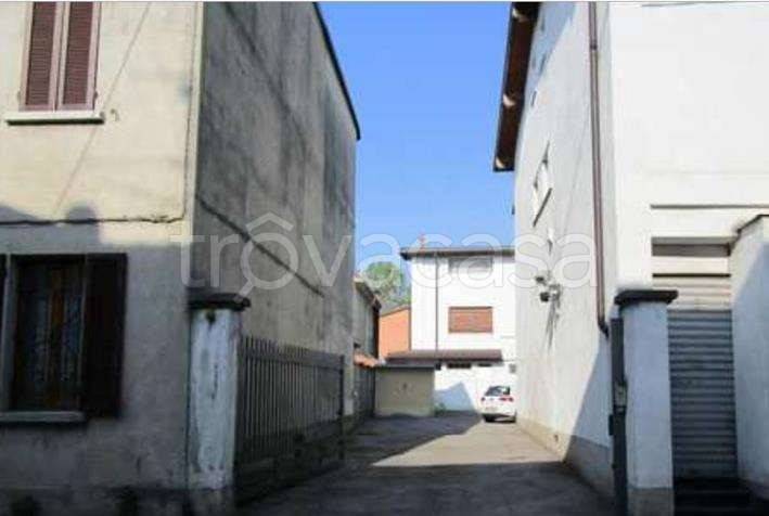 casa indipendente in vendita a Sovico
