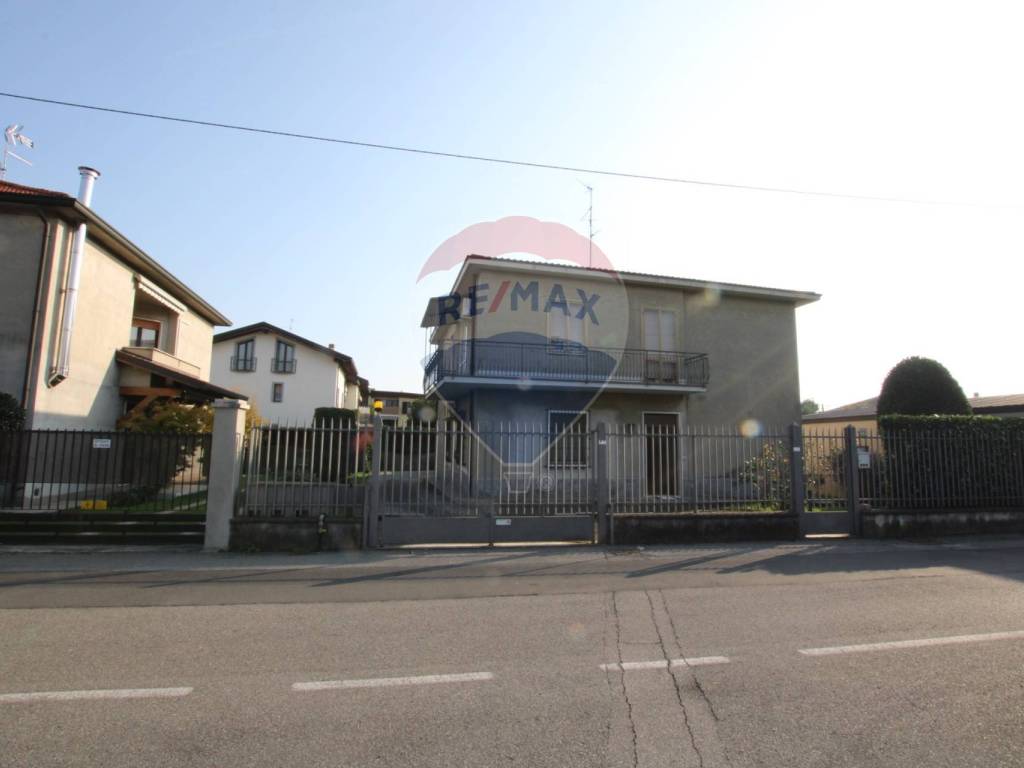 casa indipendente in vendita a Sovico