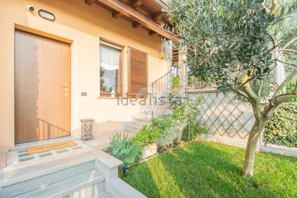 appartamento in vendita a Sovico