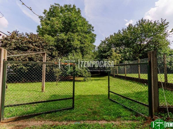 villa in vendita a Sovico