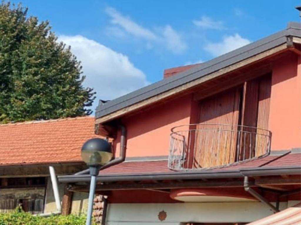 casa indipendente in vendita a Sovico
