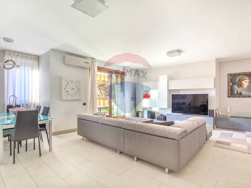 appartamento in vendita a Sovico