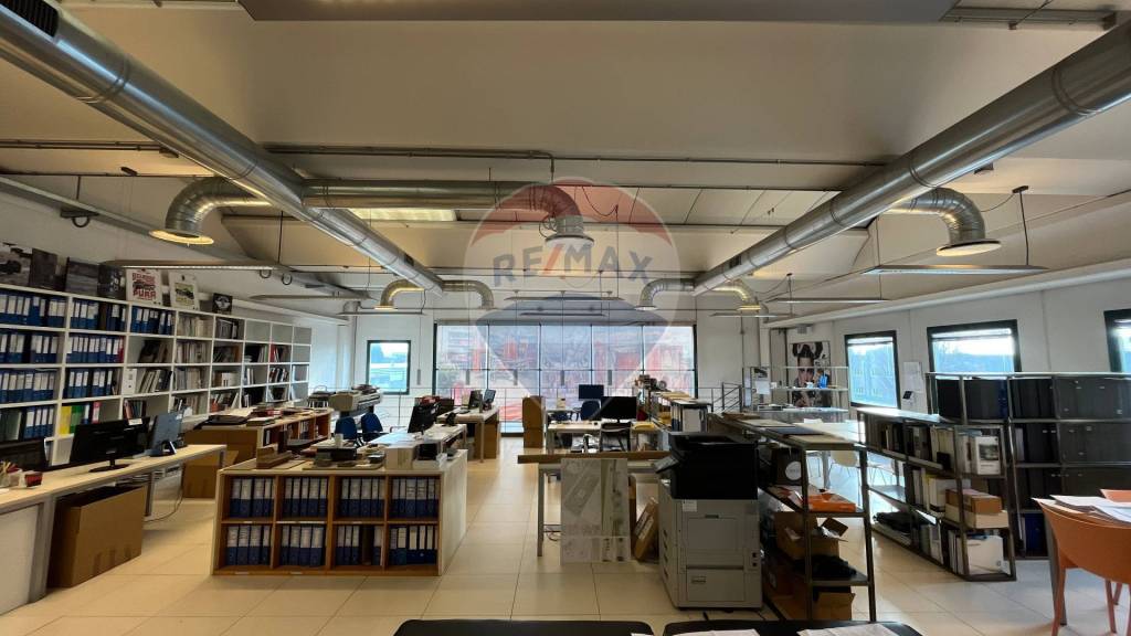 ufficio in vendita a Sovico