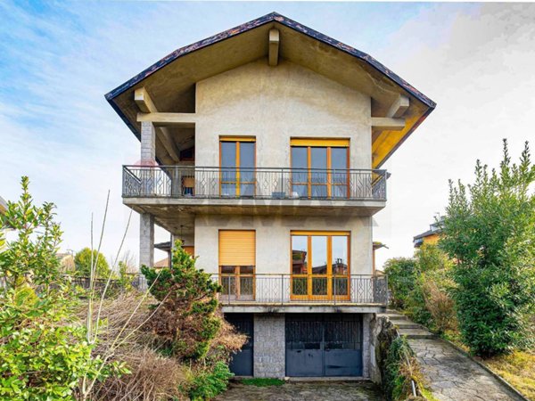 casa indipendente in vendita a Sovico