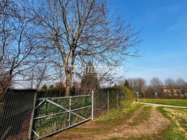 terreno agricolo in vendita a Sovico