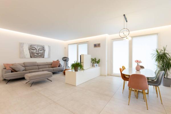 casa indipendente in vendita a Sovico