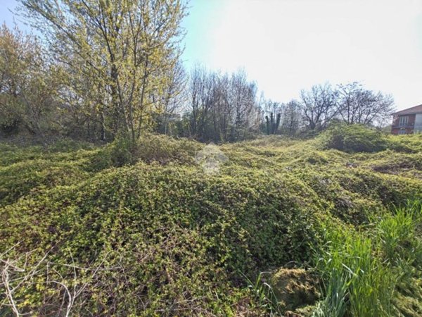 terreno edificabile in vendita a Sovico