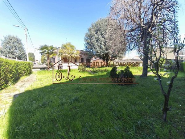 casa indipendente in vendita a Sovico