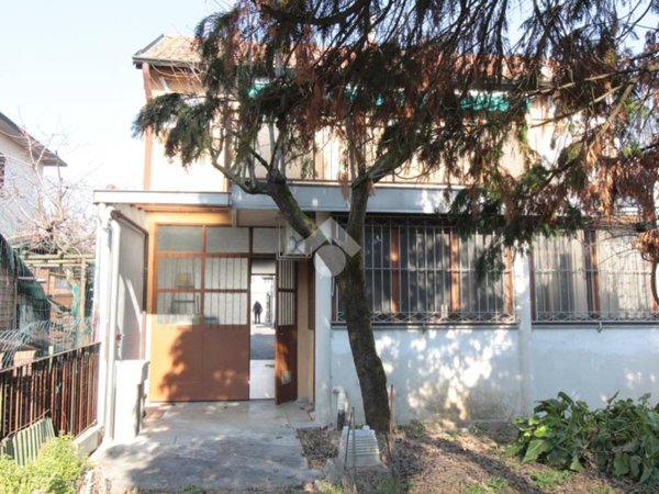 casa indipendente in vendita a Sulbiate