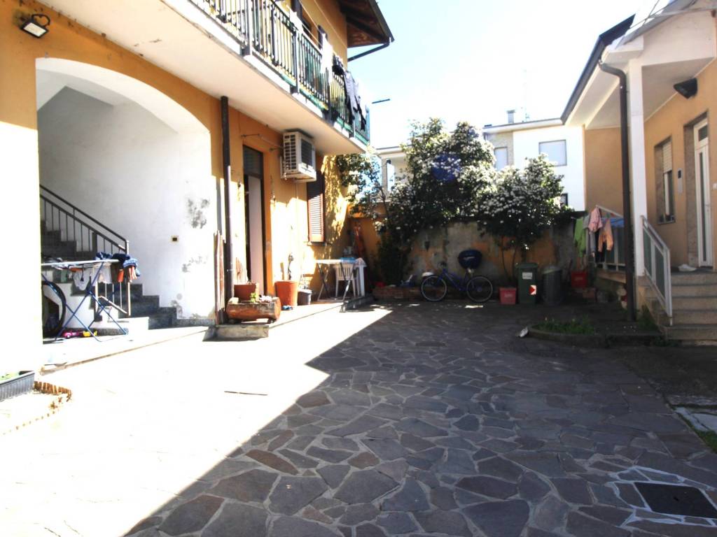 appartamento in vendita a Sulbiate