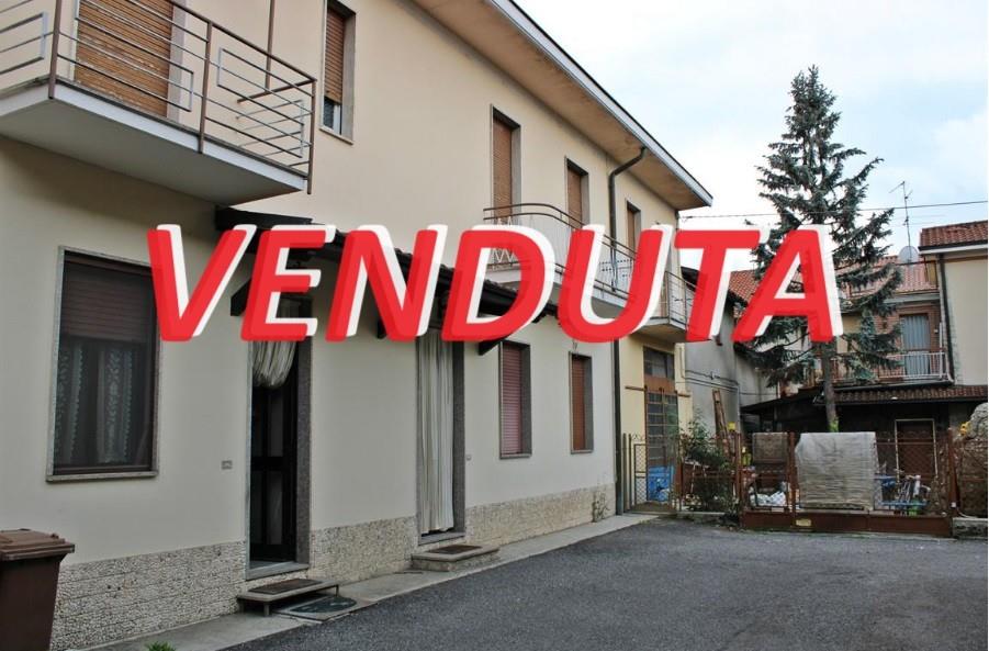 villa in vendita a Sulbiate