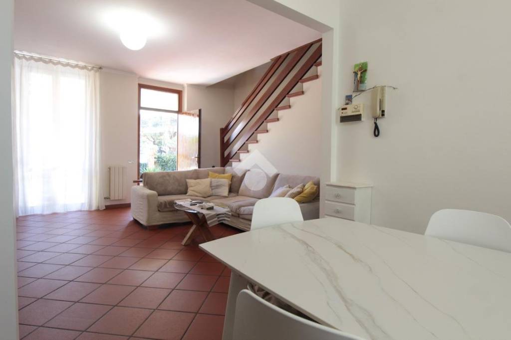 casa indipendente in vendita a Sulbiate