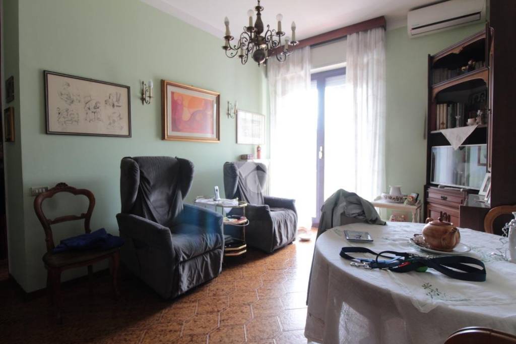 appartamento in vendita a Sulbiate in zona Sulbiate Superiore