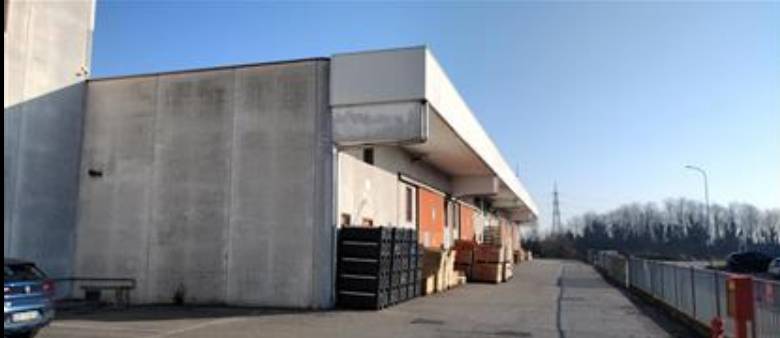capannone in vendita a Sulbiate