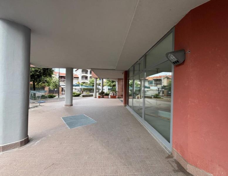 ufficio in vendita a Sulbiate