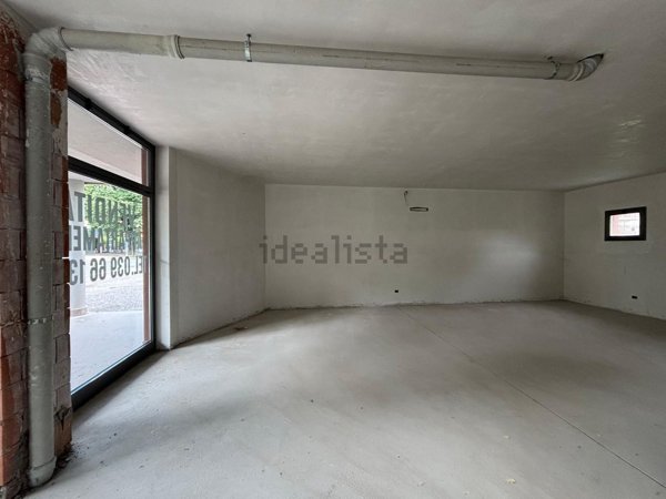 ufficio in vendita a Sulbiate