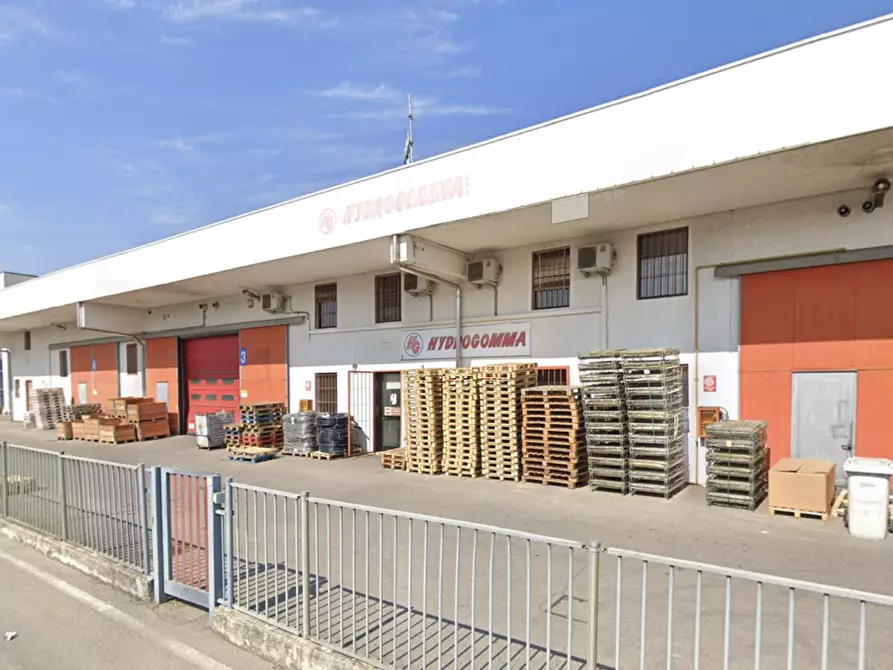 capannone in vendita a Sulbiate