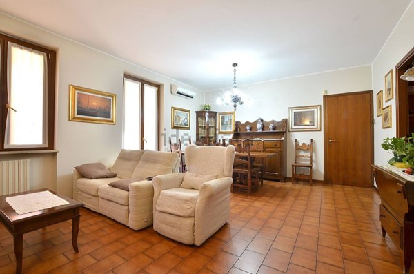 appartamento in vendita a Sulbiate