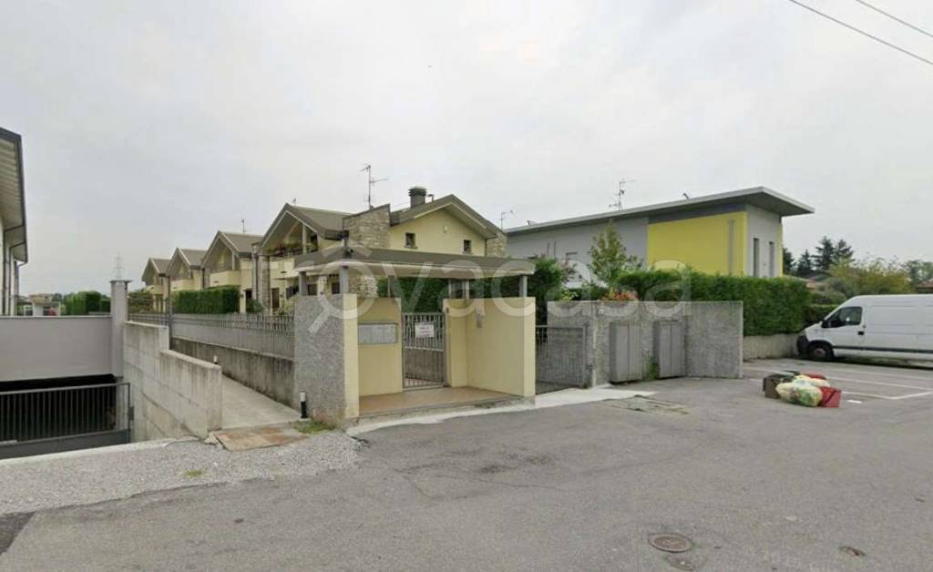 appartamento in vendita a Sulbiate