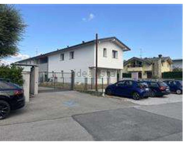 appartamento in vendita a Sulbiate