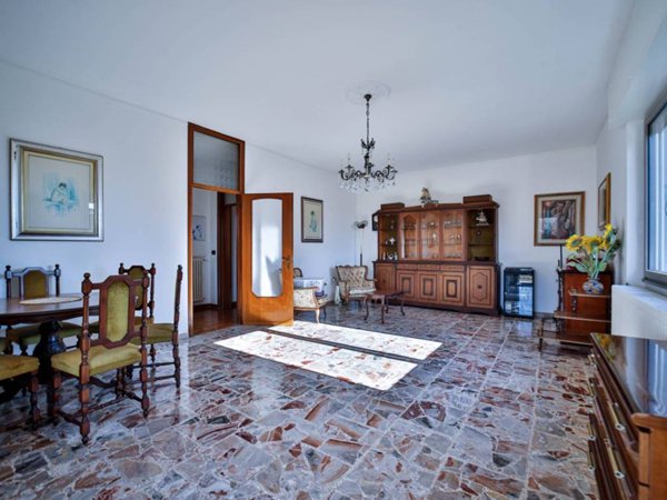 casa indipendente in vendita a Sulbiate