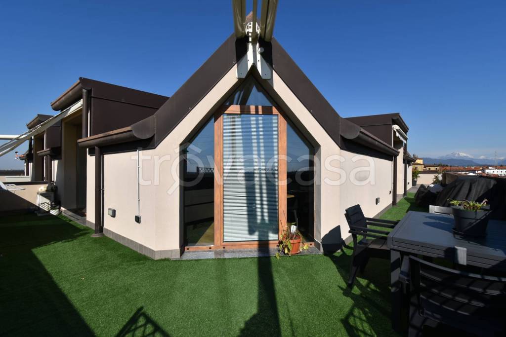 appartamento in vendita a Sulbiate