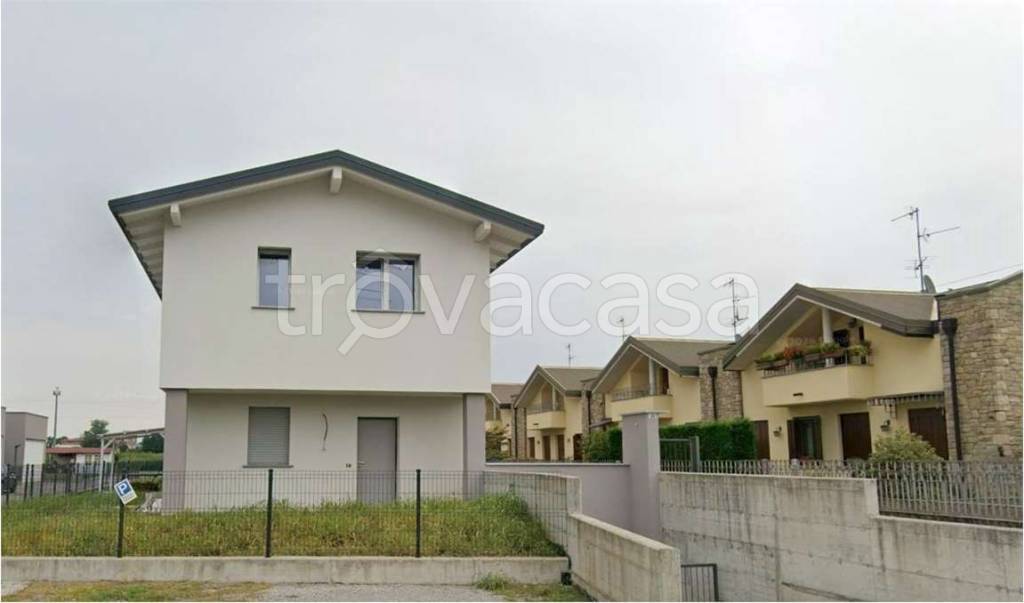 terreno edificabile in vendita a Sulbiate